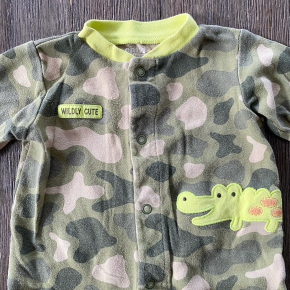 4/$20 Carter’s footie pajamas - Picture 3 of 5